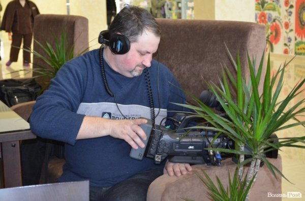 Флешмоб у луцькому ЦУМі. ФОТО. ВІДЕО 