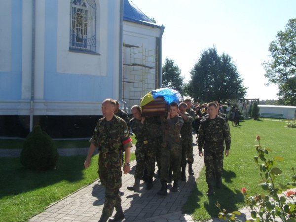 Поховали ще одного волинського бійця. ФОТО