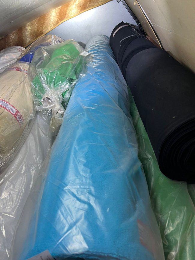 Волинянин під виглядом гумдопоги намагався провезти тканини на 120 тисяч. ФОТО