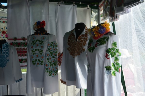 У Луцьку відбувся фестиваль вишитих рушників