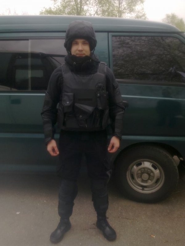 «Чорні чоловічки». ФОТО