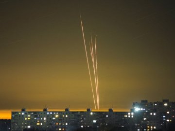 Вибухи у житловому районі Харкова: 10 поранених, 1 загиблий