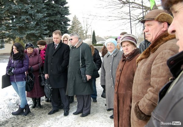 Під стінами луцької мерії – мітинг через медичну реформу. ФОТО. ВІДЕО