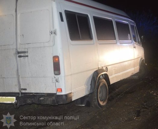 Смертельна аварія на Волині: Mercedes збив жінку