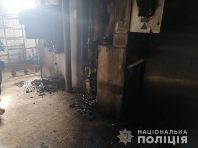 Підозрюють конкурентів: лучанину підпалили м'ясопереробний цех. ФОТО