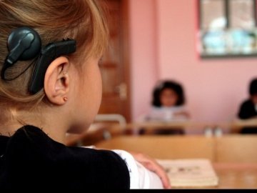 20% школярів мають проблеми зі слухом