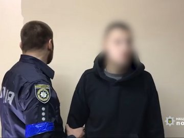 Невдалий жарт: на Волині чоловік з фейкового акаунта пропонував за гроші сфотографувати військовий об'єкт. ВІДЕО