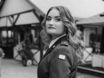 Молода військова, яка загинула в зоні ООС, є мешканкою Волині, – ЗМІ