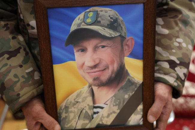 Луцьк попрощався з Героєм Вадимом Смірновим