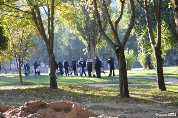 Лучани вдруге вийшли на толоку. ФОТО