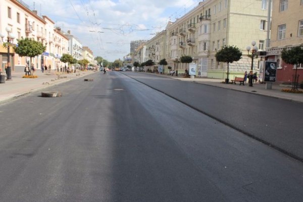 У Луцьку триває капітальний ремонт проспекту Волі. ФОТО
