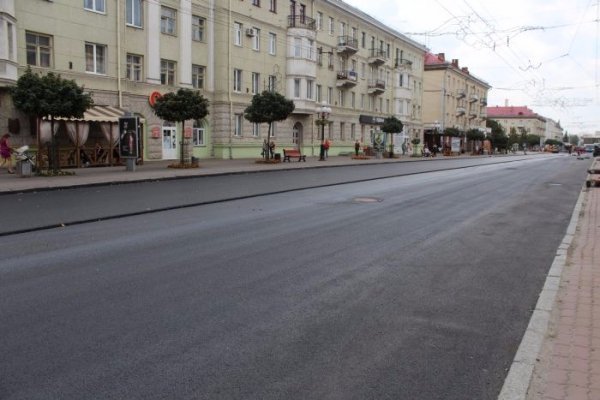 У Луцьку триває капітальний ремонт проспекту Волі. ФОТО