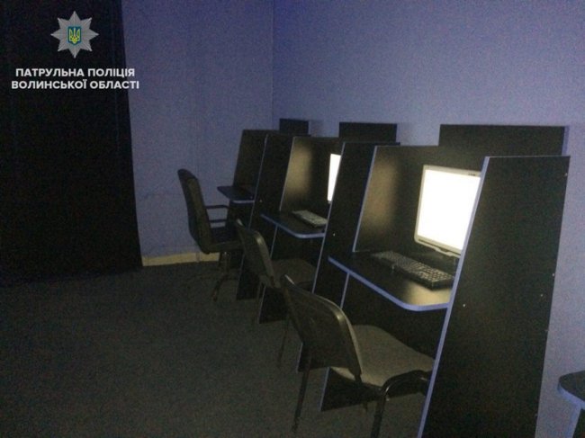 У Луцьку викрили інтернет-кафе, які працювали у заборонений час. ФОТО