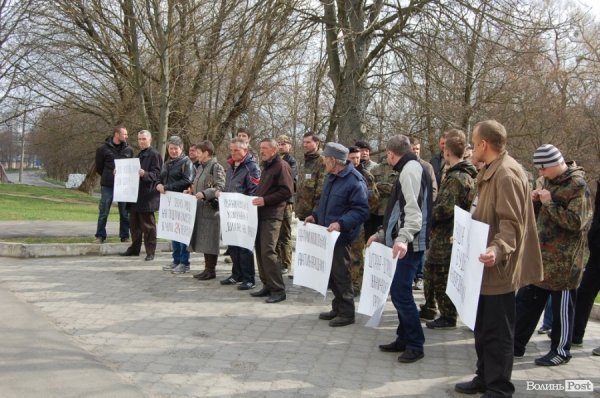 «Самооборона» Волині навідалася до Господарського суду. ФОТО