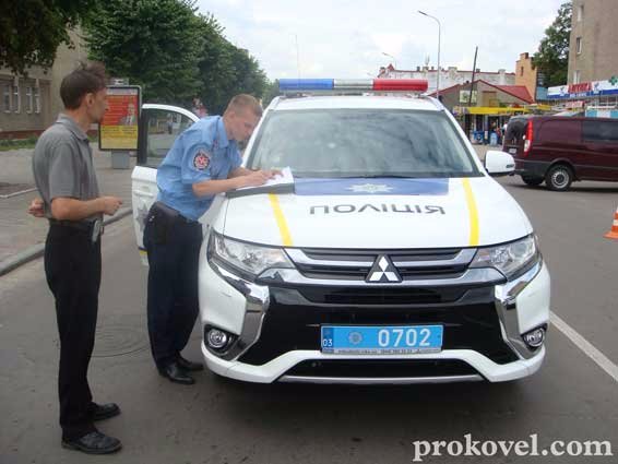 ДТП у Ковелі: від зіткнення з велосипедистом увігнулося лобове скло автівки