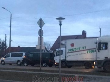 На Волині  –  аварія за участю двох бусів та вантажівки