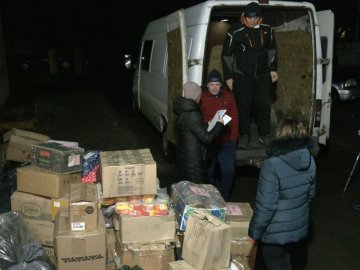 Волонтери з Волині зібрали та відправили на Донеччину та Харківщину чотири тонни допомоги. ВІДЕО