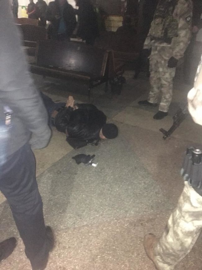 У Луцьку на автостанції автоматники. Затримують злочинців. ФОТО. ОНОВЛЕНО