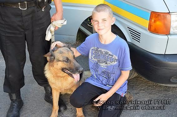 Волинські поліцейські відвідали вихованців дитячого табору «Ровесник». ФОТО