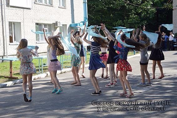 Волинські поліцейські відвідали вихованців дитячого табору «Ровесник». ФОТО