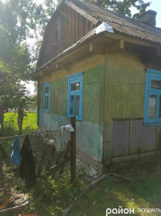 На Волині у бабусі згорів будинок. ФОТО
