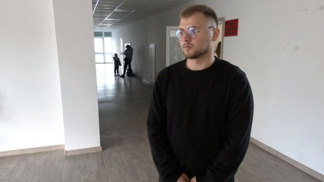 «Не кожен може бути військовим психологом»: у Луцьку відбулась зустріч ветерана війни зі студентами