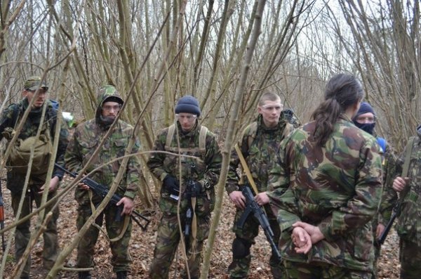 Як «Правий сектор» Волині навчався знешкоджувати «диверсантів». ФОТО