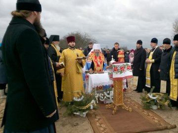 У селі на Волині освятили місце для побудови нового храму. ФОТО