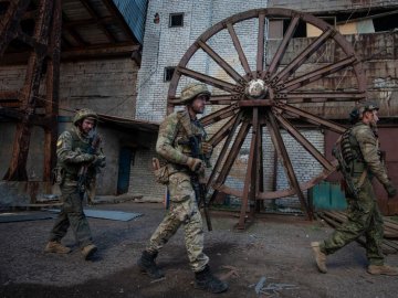 РФ не змогла захопити Соледар і зазнає поразок під Кремінною: карта боїв ISW