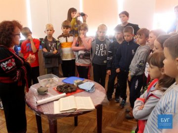 У Володимирі показали, яким посудом користувалися в ХІХ столітті