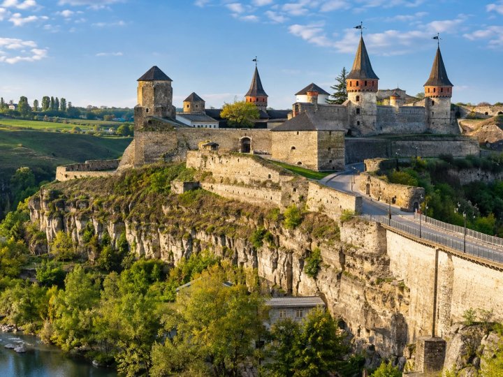 10 цікавих історичних пам’яток України 