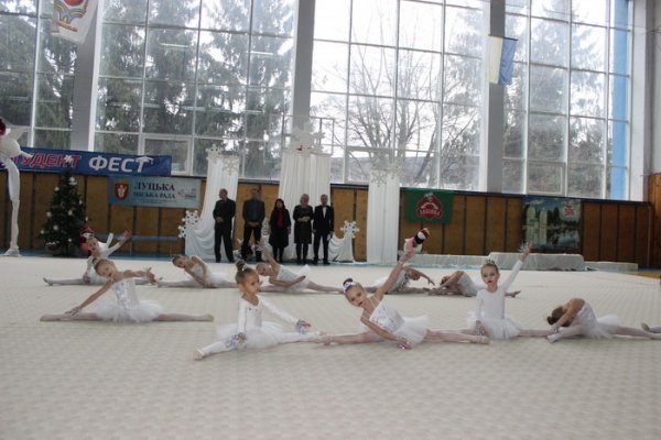 Святий Миколай і гімнастика: спортивне свято в Луцьку