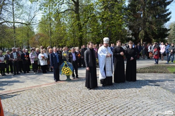 У Луцьку вшанували пам’ять загиблих ліквідаторів Чорнобильської аварії. ФОТО