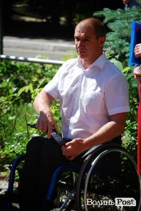 У Луцьку підняли олімпійський прапор на честь спортивних ігор в Баку. ФОТО