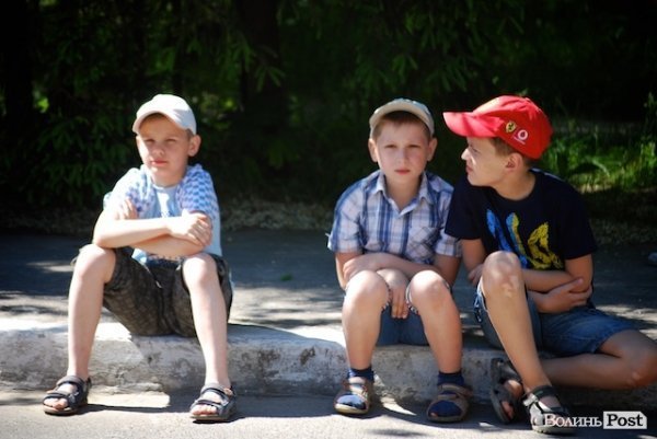 У Луцьку підняли олімпійський прапор на честь спортивних ігор в Баку. ФОТО