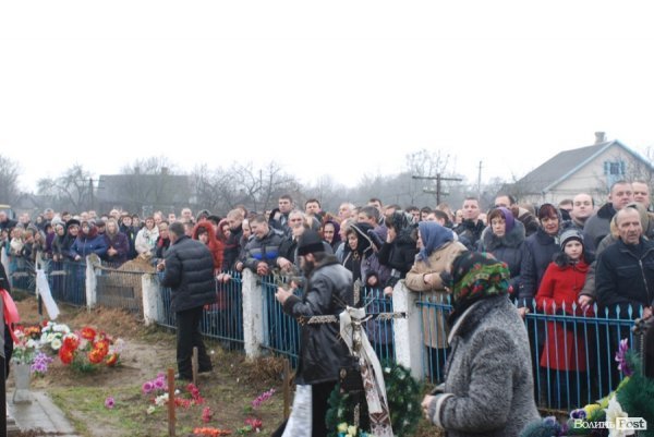 Поховали ще одного волиняна, вбитого на Майдані. ФОТО