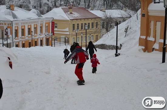 Як сноубордисти каталися по Києву. ФОТО. ВІДЕО