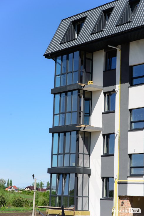 Здача нового будинку і озеленення території: затишне і сучасне житло у ЖК «Західний Олімп» під Луцьком*