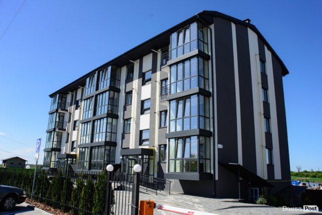 Здача нового будинку і озеленення території: затишне і сучасне житло у ЖК «Західний Олімп» під Луцьком*