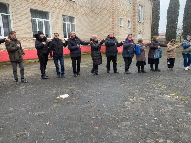 На волинській школі встановили меморіальну дошку загиблому воїну-випускнику. ФОТО