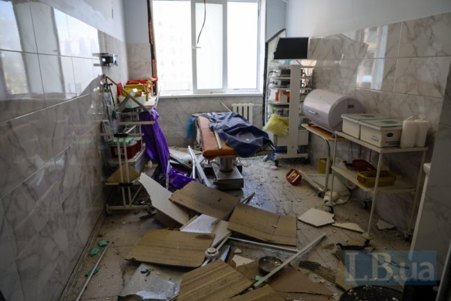 Після прильоту з «Охматдиту» у Києві евакуюють дітей: жахливі кадри з лікарні 