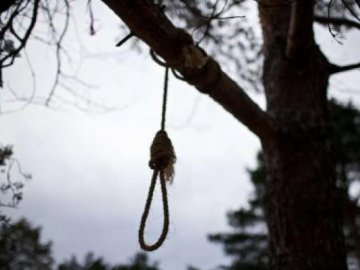 На Різдво чоловік отруїв 8-річного сина і повісився