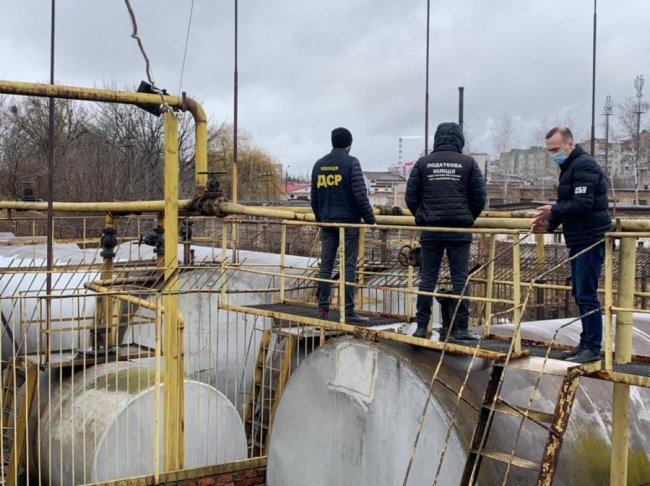 У Луцьку викрили канал постачання незаконного дизельного палива та бензину