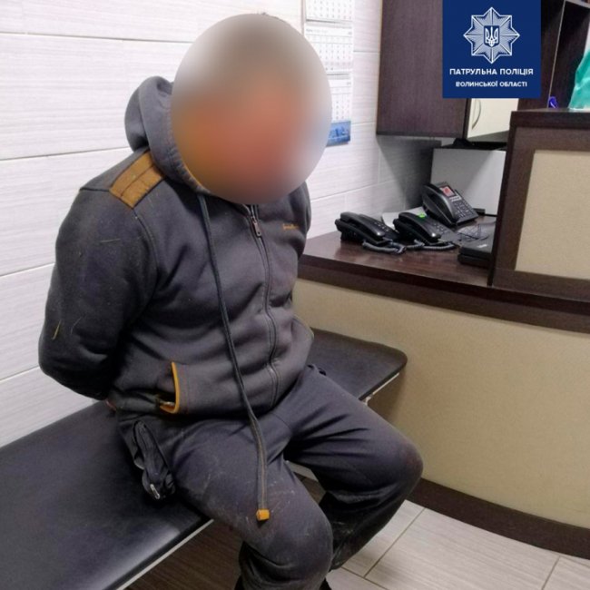 Їхав вночі п'яним на мопеді: на Волині зловили горе-водія