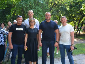 Нові паркомісця, LED-освітлення та дитячий майданчик: відремонтують один з найгірших дворів Луцька
