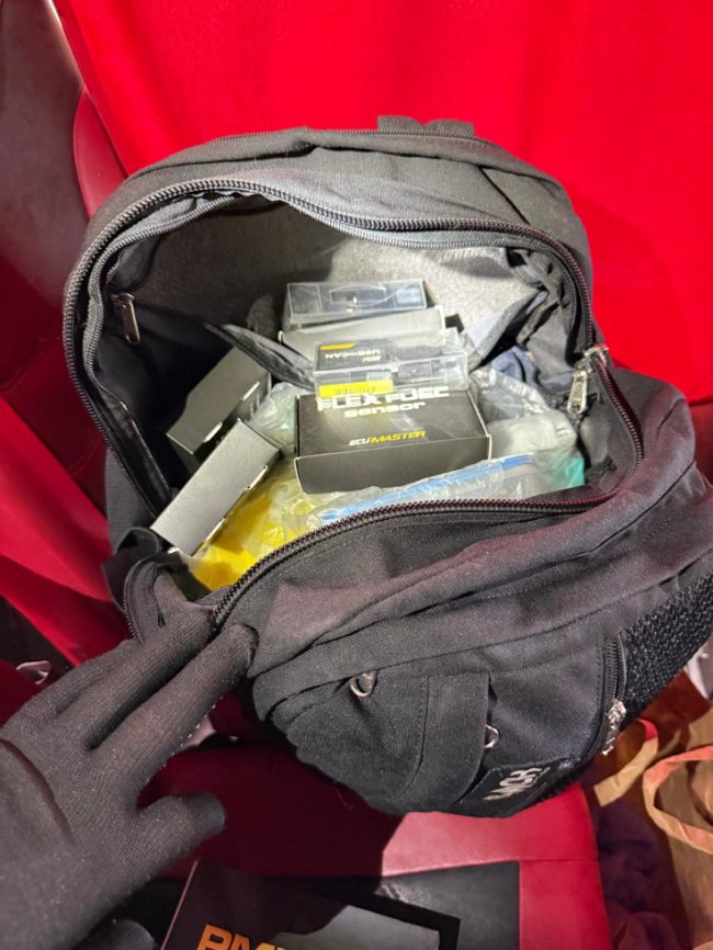 Через «Ягодин» водій автобуса намагався провезти товар вартістю пів мільйона гривень