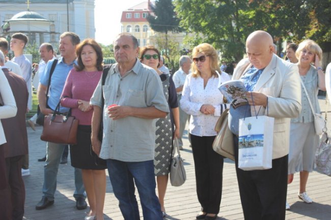 У центрі Луцька відкрили міжнародний фестиваль. ФОТО
