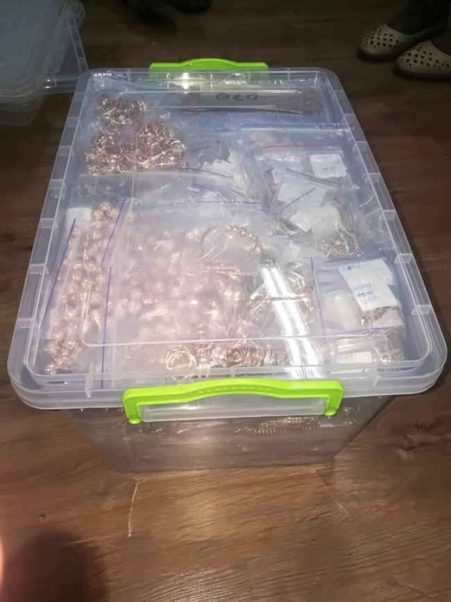 У Києві ділки приховали від податкової понад 62 кілограми золота. ФОТО