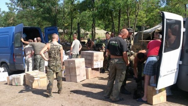 Волиняни знову везуть передачі на Схід