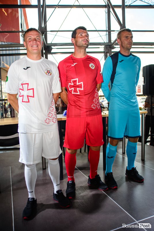 Лучан знайомили з новими гравцями «Волині». ФОТО